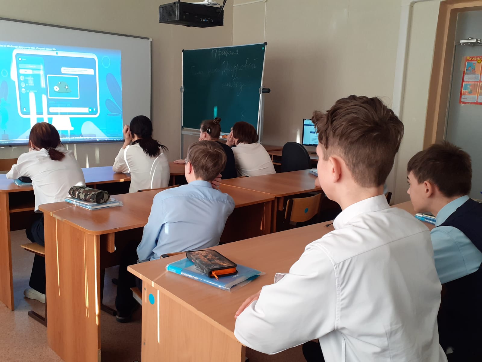 Создавайте новое с искусственным интеллектом.